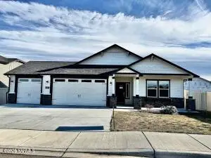 2313 S 57th Ave, Yakima, WA 98903 - Image #1