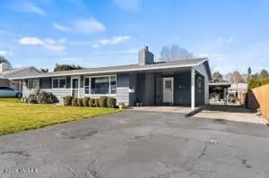 312 N 29th Ave, Yakima, WA 98902
