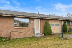 3804 Mavis Ave, Yakima, WA 98902 - #2