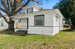 603 S 15th Ave, Yakima, WA 98902 - #1