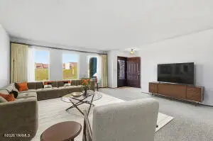 215 N 56th Ave #25, Yakima, WA 98908 - #3