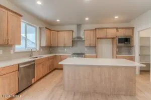 304 N 90th Ave, Yakima, WA 98908 - #2