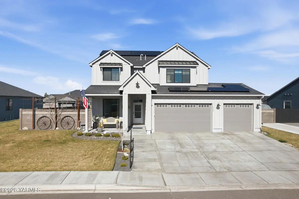 313 Ruby Ave, Grandview, WA 98930 - #1