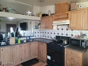 101 W Elizabeth St, Wapato, WA 98951 - Image #2