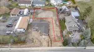 8905 W Tieton Dr, Yakima, WA 98908