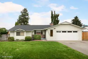 1403 S 32nd Ave, Yakima, WA 98902