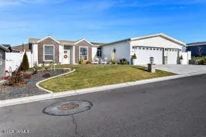 200 Bridle Way #177, Yakima, WA 98901
