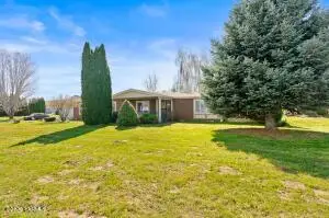 6810 W Columbus St, Yakima, WA 98903 - #3