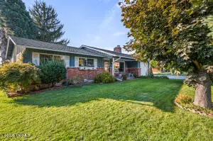 910 S 37th Ave, Yakima, WA 98902 - Image #1
