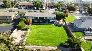 808 Skyline Dr, Sunnyside, WA 98944