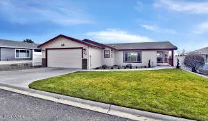 200 Bridle Way #224, Yakima, WA 98901