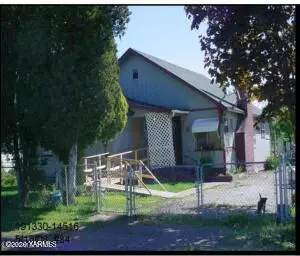 1305 S 7th St, Yakima, WA 98901 - #2