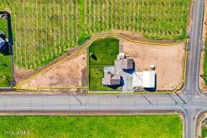 12708 Tieton Dr, Yakima, WA 98908 - #2