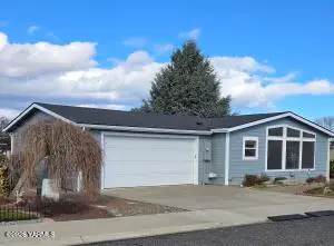 1830 Magnolia Ct, Yakima, WA 98908