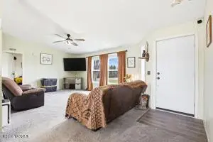 3285 N Wenas Rd, Selah, WA 98942 - #3