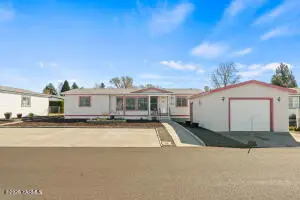 3701 Gun Club Rd #139, Yakima, WA 98901