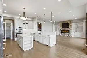 13057 Church Rd, Yakima, WA 98903 - #3