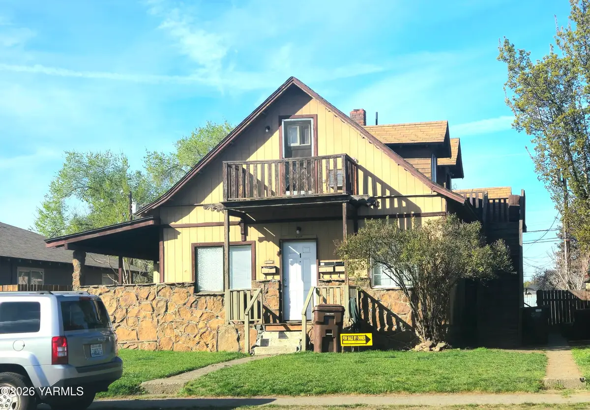 408 N 5th Ave, Yakima, WA 98902 - #1