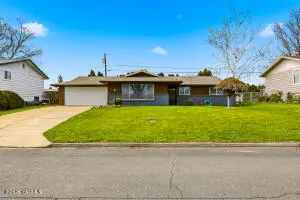 408 S 65th Ave, Yakima, WA 98908 - #2