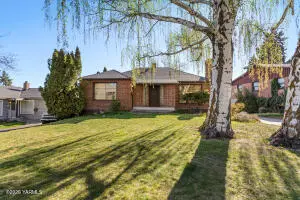611 S 23rd Ave, Yakima, WA 98902 - #1