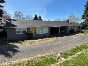 806 & 808 S 35th Ave, Yakima, WA 98902