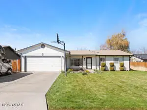 1514 S 74th Ave, Yakima, WA 98908