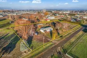 6509 W Columbus St, Yakima, WA 98903