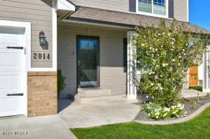 2014 S 54th Ave, Yakima, WA 98903 - #2