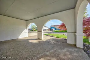 308 Westridge Dr, Grandview, WA 98930 - #3