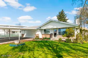 140 Bertsch Cir, Naches, WA 98937