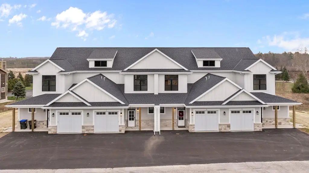 7584 Meadow Ridge Rd #I3, Egg Harbor, WI 54209 - Image #1