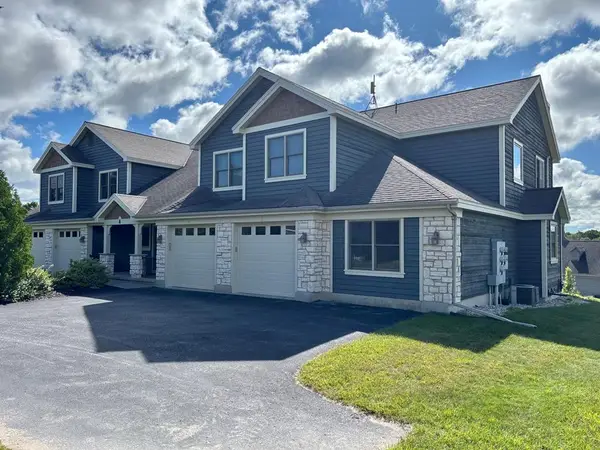 7580 Meadow Ridge Rd #A2, Egg Harbor, WI 54209