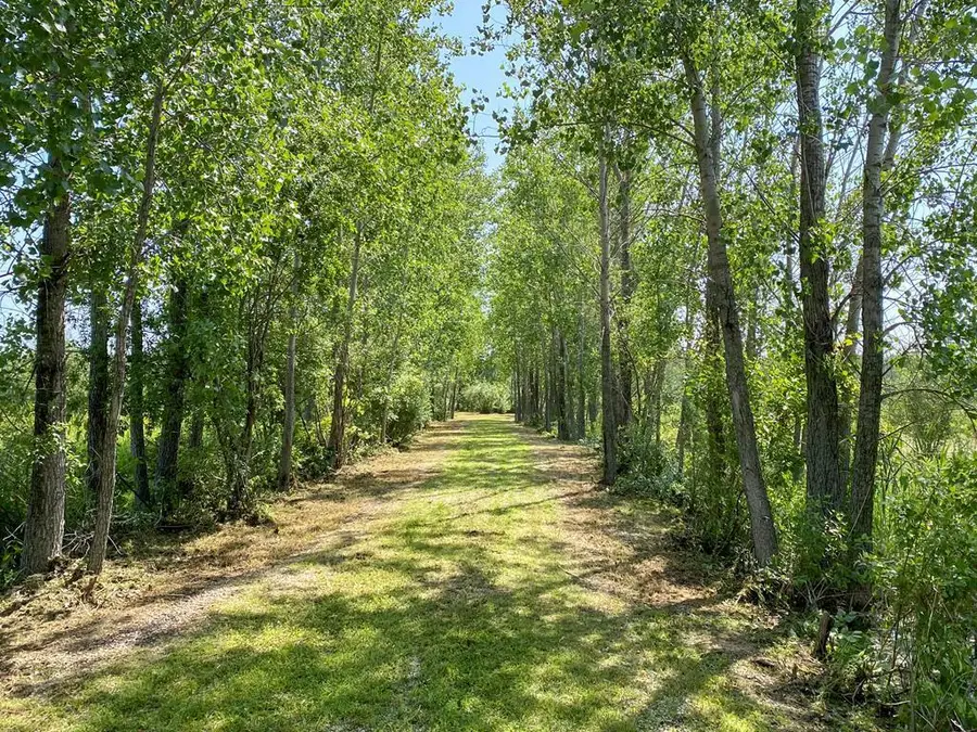 10 & 11 Cherney Ln, Sturgeon Bay, WI 54235 - Image #2