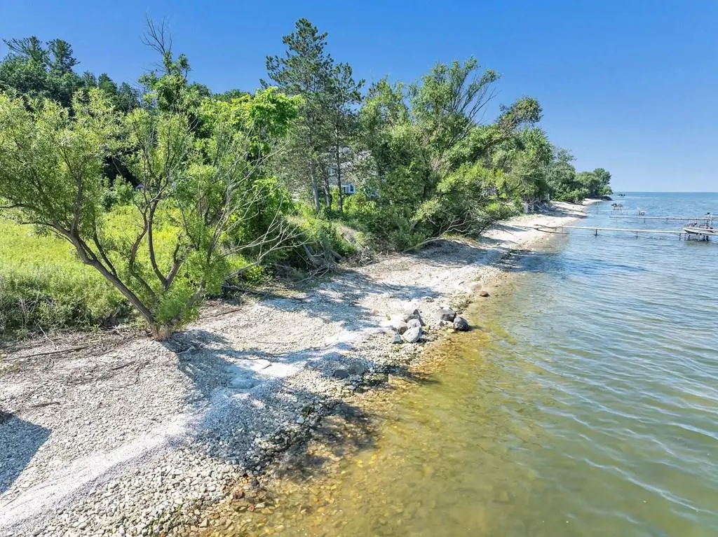 2601 Rutz Ln, Brussels, WI 54204 - #1