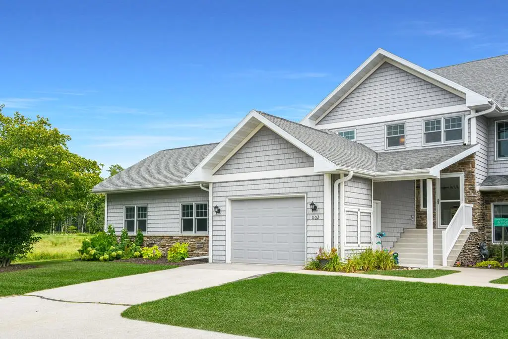 6950 Cobblestone Rd #1102, Egg Harbor, WI 54209 - Image #1