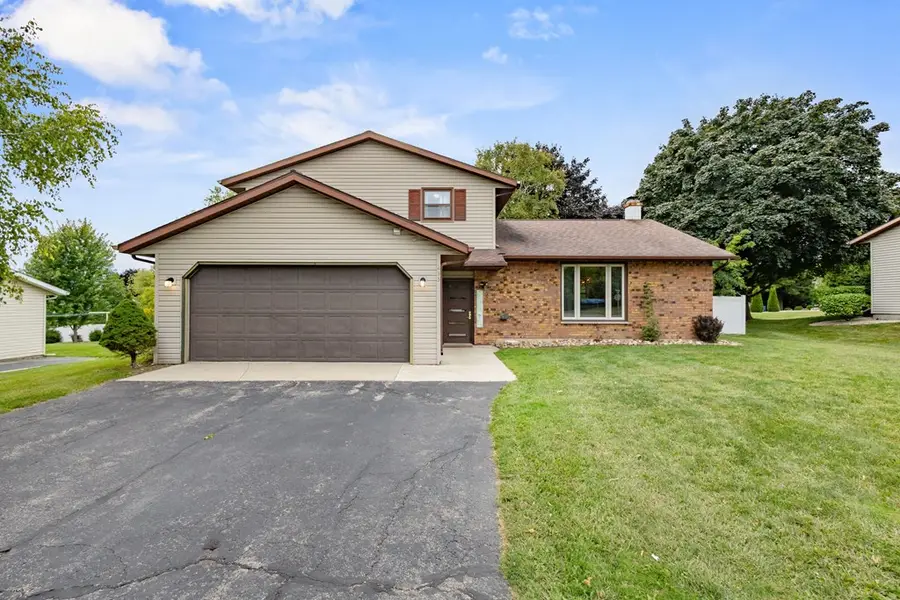 235 N 18th Ave, Sturgeon Bay, WI 54235 - Image #2