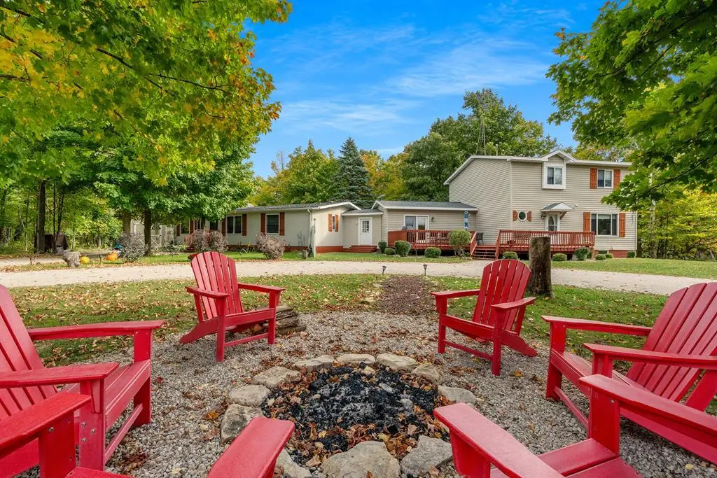 10228 Settlement Ln, Sister Bay, WI 54234 - Image #1