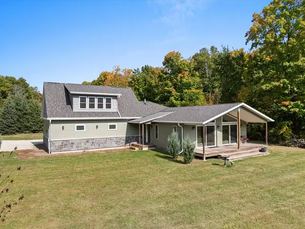 3134 James Way, Sturgeon Bay, WI 54235