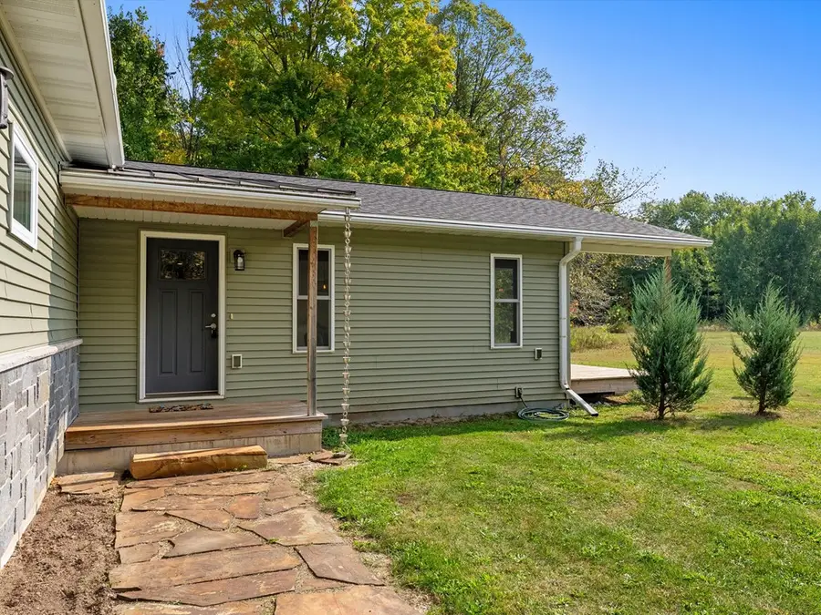 3134 James Way, Sturgeon Bay, WI 54235 - Image #2