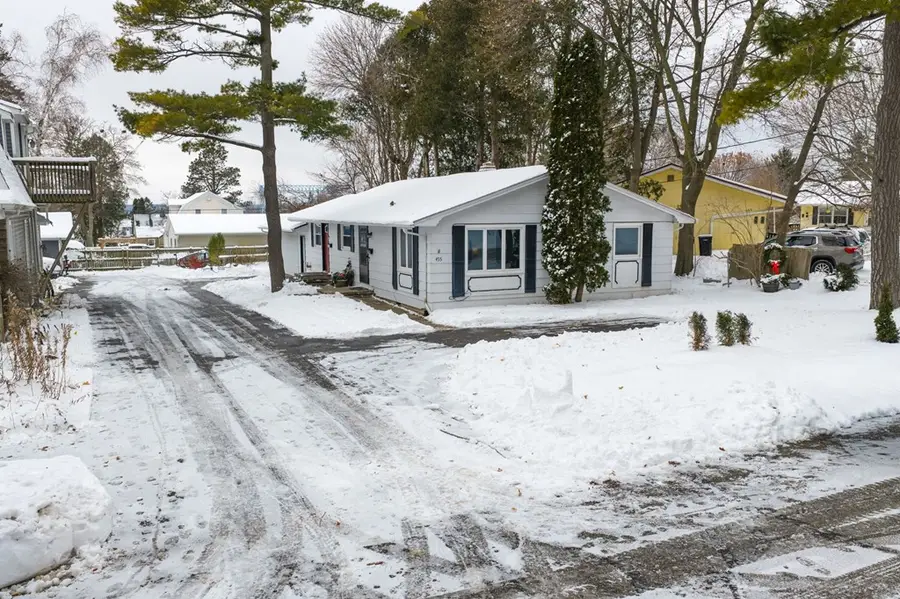 455 N 7th Pl, Sturgeon Bay, WI 54235 - Image #2