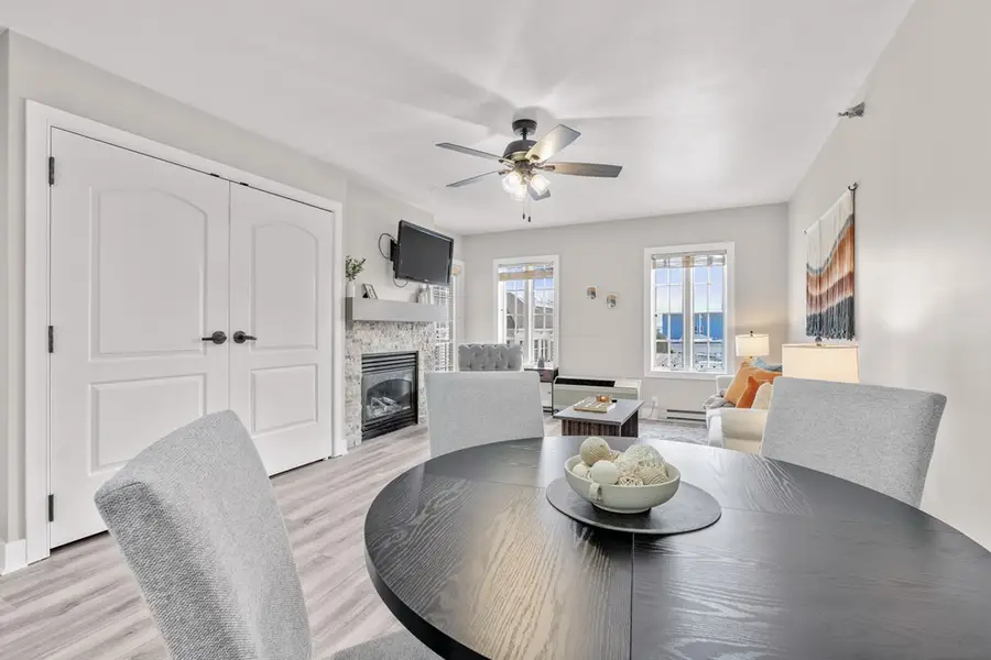 107 N 1st Ave #213/ 215/217, Sturgeon Bay, WI 54235 - Image #3