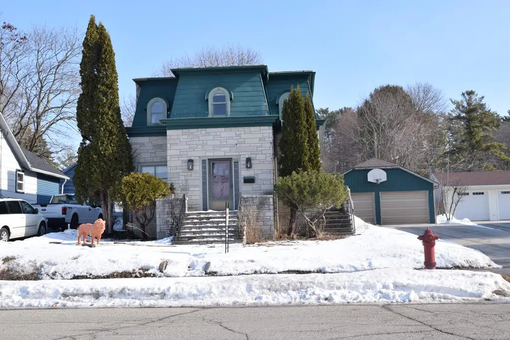 502 N 7th Ave, Sturgeon Bay, WI 54235 - #1