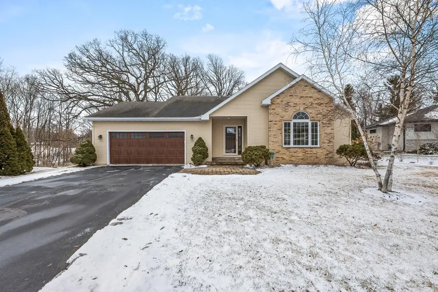 5366 Sand Beach Dr #6, Luxemburg, WI 54217 - #3