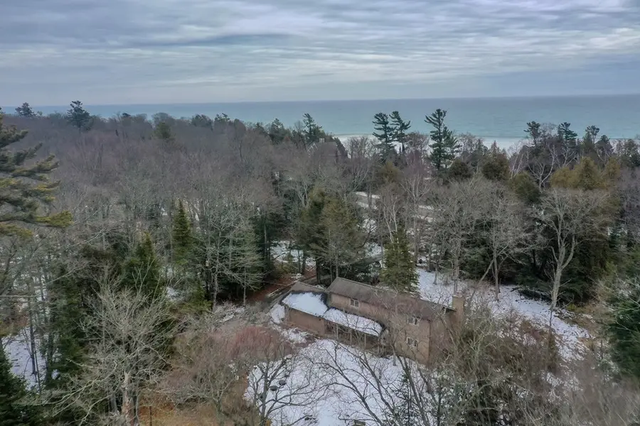 4153 Glidden Dr, Sturgeon Bay, WI 54235 - #3