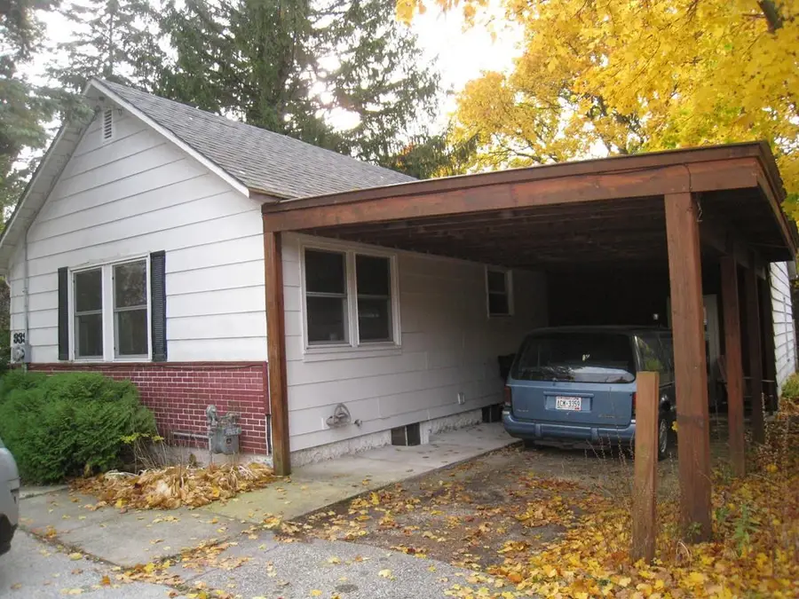 939 Georgia St, Sturgeon Bay, WI 54235 - #2