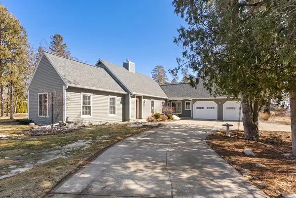 1512 Memorial Dr, Sturgeon Bay, WI 54235