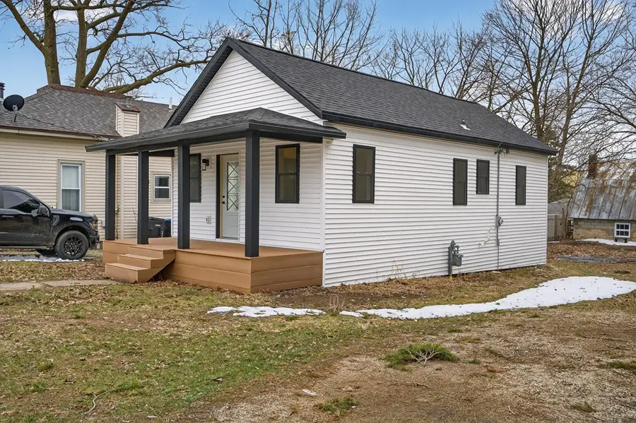 421 N 4th Ave, Sturgeon Bay, WI 54235 - #2