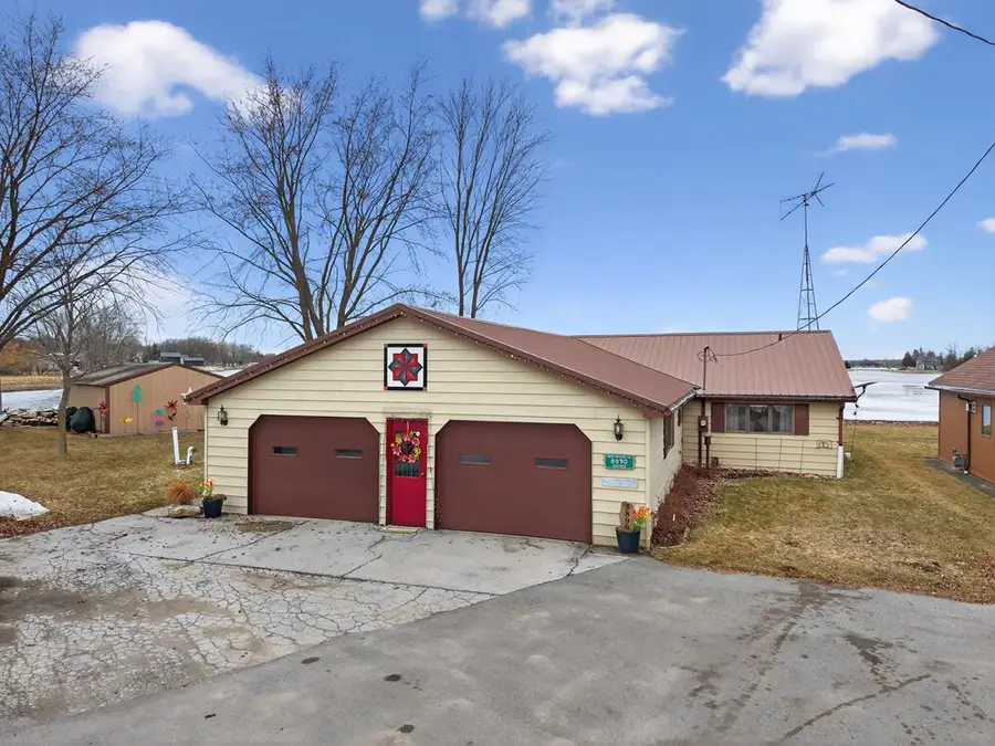 8890 Twin Harbor Rd, Sturgeon Bay, WI 54235 - #3