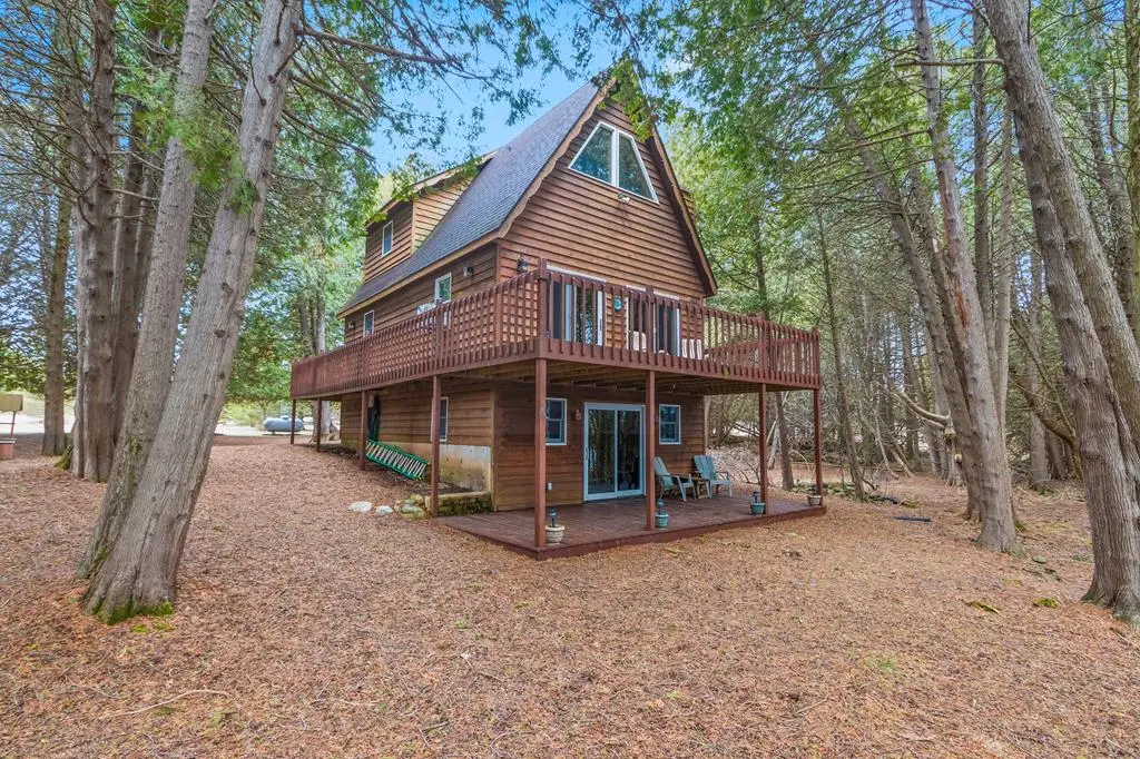 7976 W Cedar Dr, Forestville, WI 54213 - #1