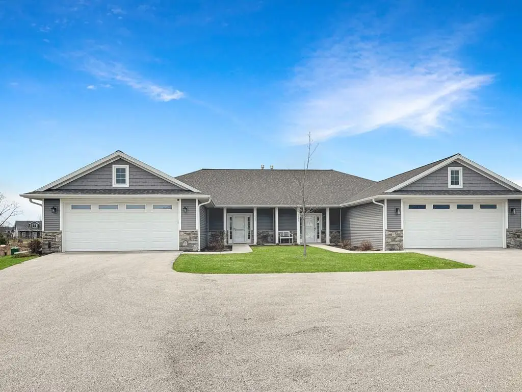 7989 Oakmont Way #403, Egg Harbor, WI 54209 - #1